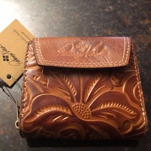 Patricia Nash Tri-fold Wallet. NWT